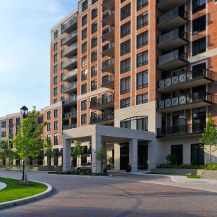 Delmanor West Village