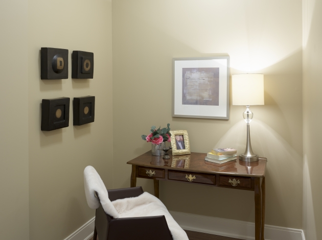 Delmanor West Village office